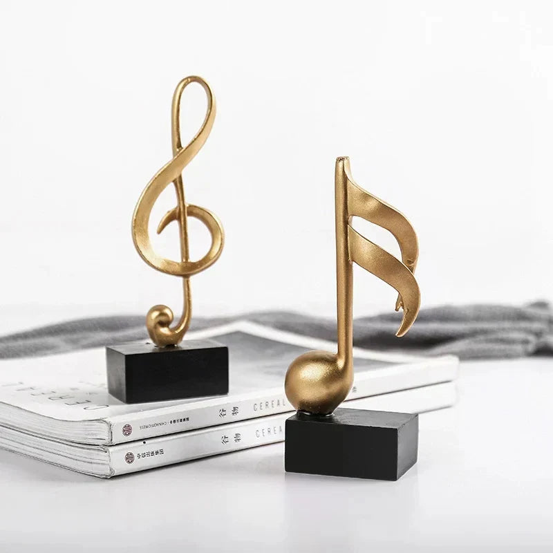 Ornamento Notas Musicais Douradas – Elegância e Harmonia na Sua Decoração 🎶✨ Canto Decor